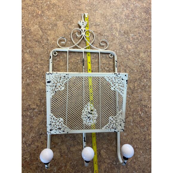 French Shabby Chic Metal Wall Storage and Towel or Coat Hook - Picture 4 of 5